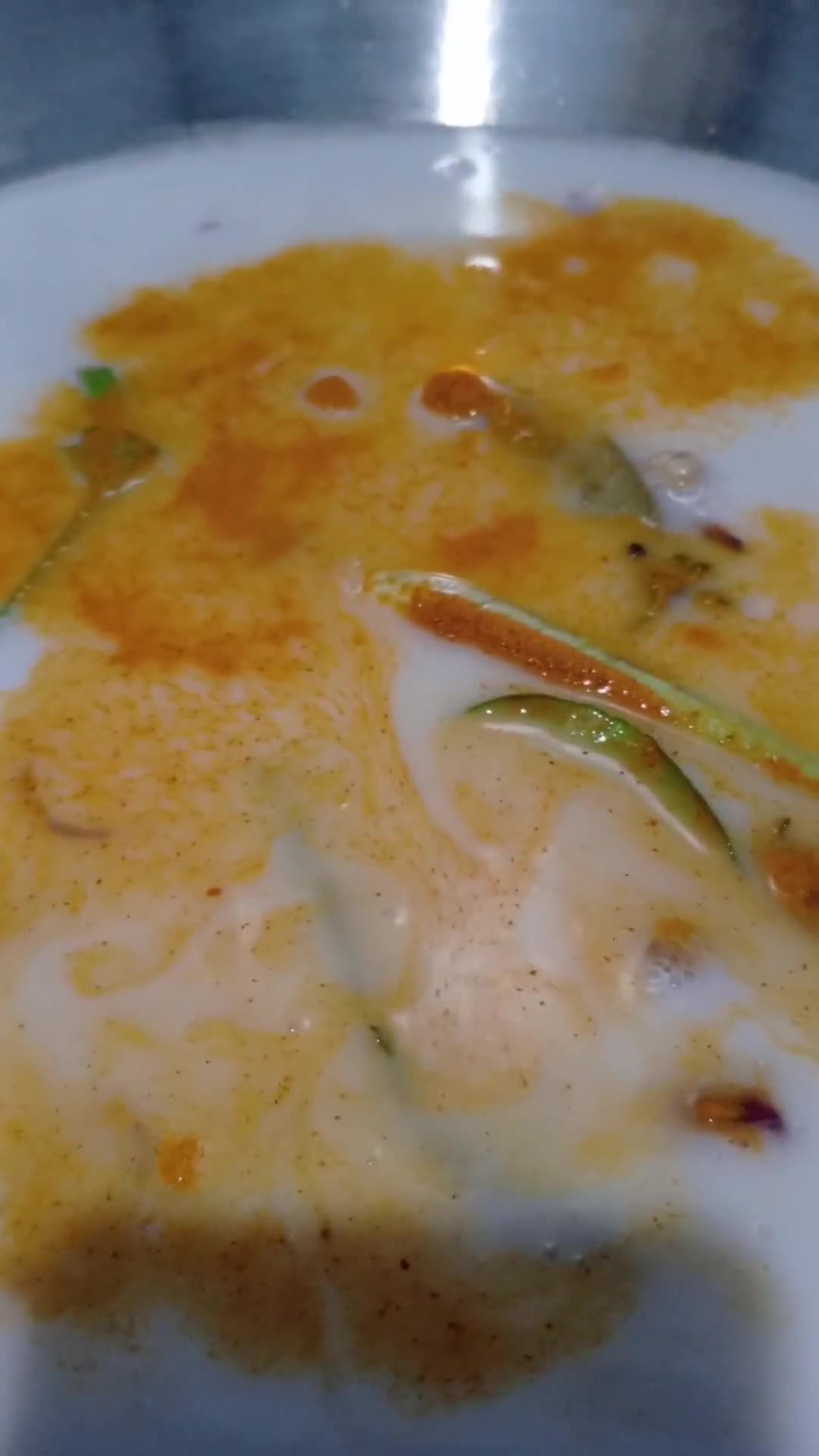 Foto langkah ke 2 dari resep Nasi Kuning Kukus.