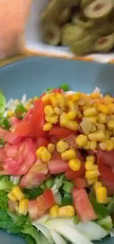 صورة لخطوة 2 من وصفة سلطه خضار بصوص الليمون Green salad with lemon sauce