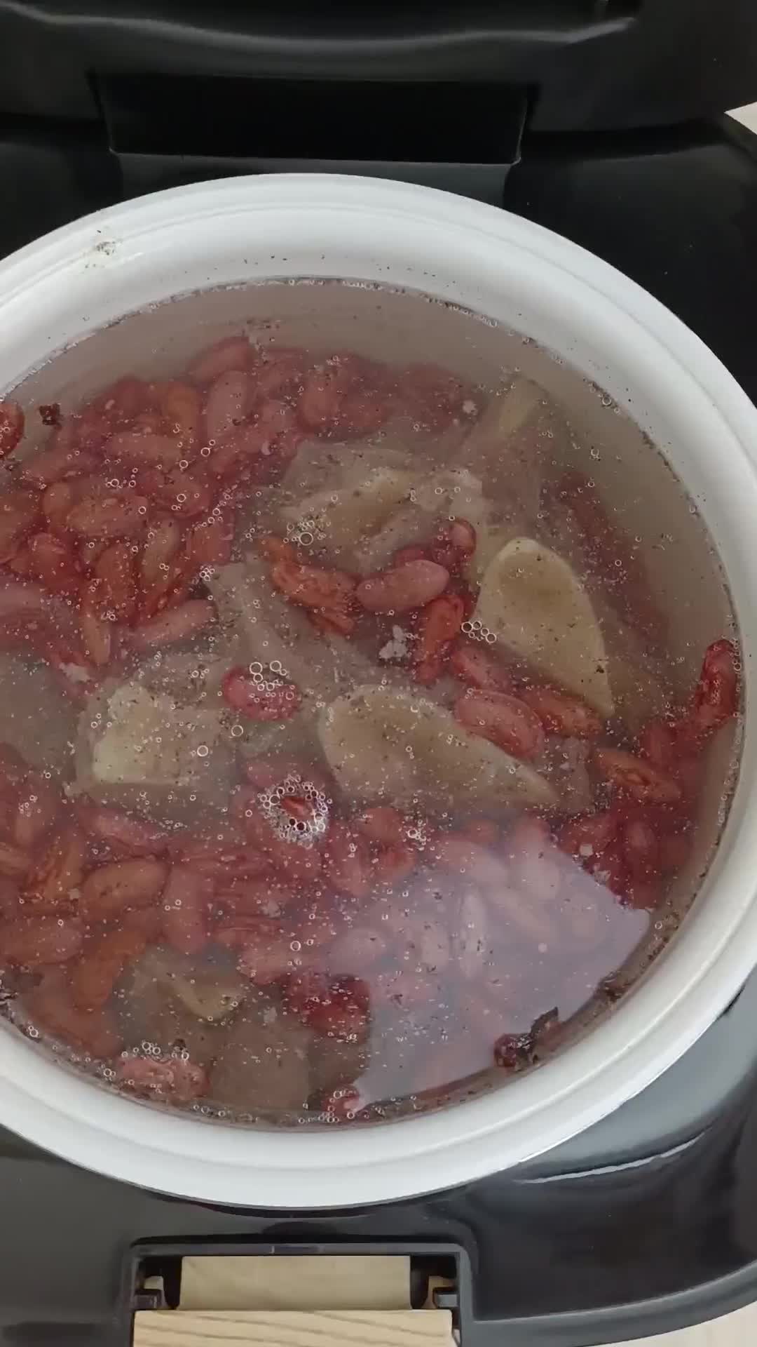 Foto langkah ke 3 dari resep Sop Brenebon Rice Cooker.