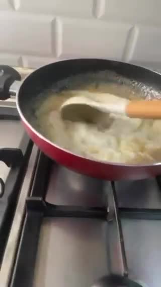 صورة لخطوة 2 من وصفة الحلوى البحرينيه بالبيت