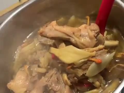 濃郁鴨菇美味湯的食譜步驟6照片