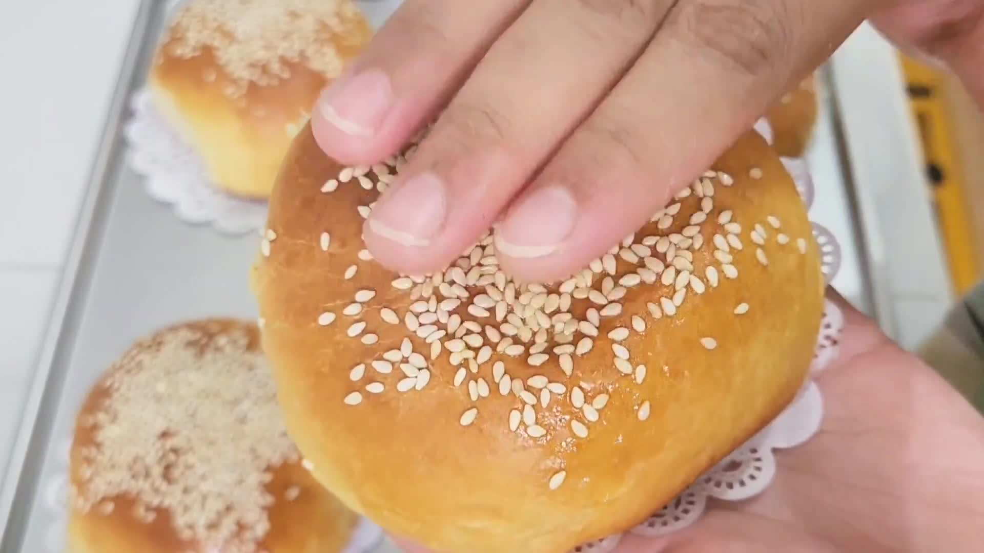 Foto langkah ke 7 dari resep Burger Buns.