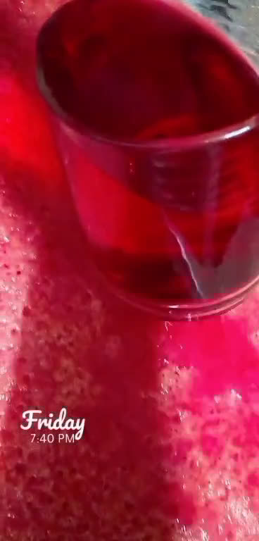 صورة لخطوة 6 من وصفة كيكة بصوص جيلي الفراوله 🍓