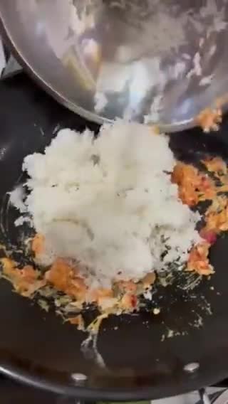 Foto langkah ke 3 dari resep Nasi goreng kampung🍳.