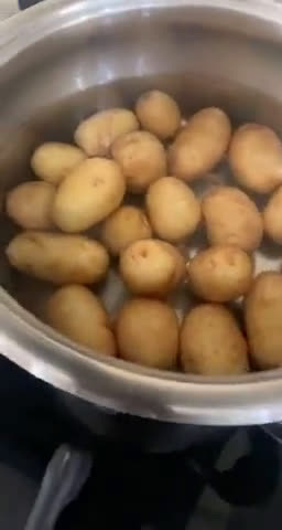 صورة لخطوة 1 من وصفة كيس المأكولات البحريه