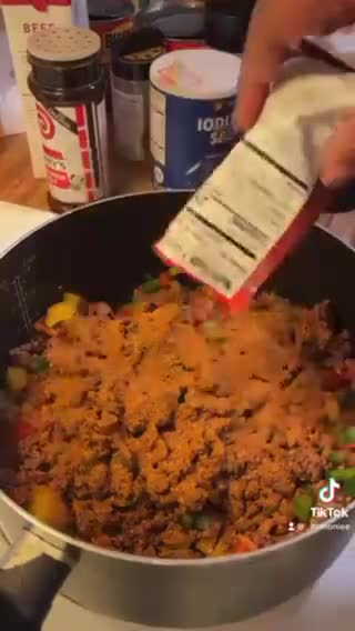 A picture of step 6 of Vegan Chili.