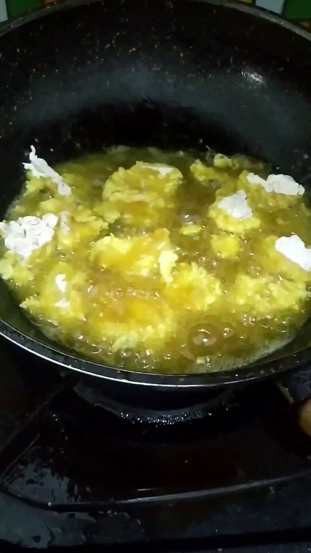 Foto langkah ke 4 dari resep Ayam Cabai Garam.
