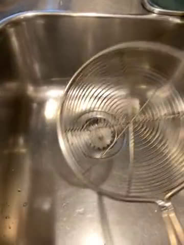 A picture of step 2 of Boiled Eggs.