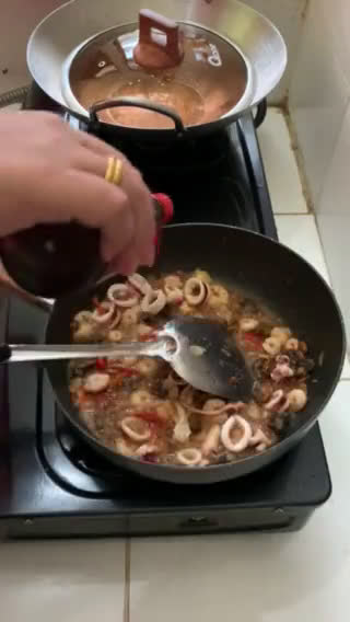 Foto langkah ke 4 dari resep Seafood Tauco rumahan.