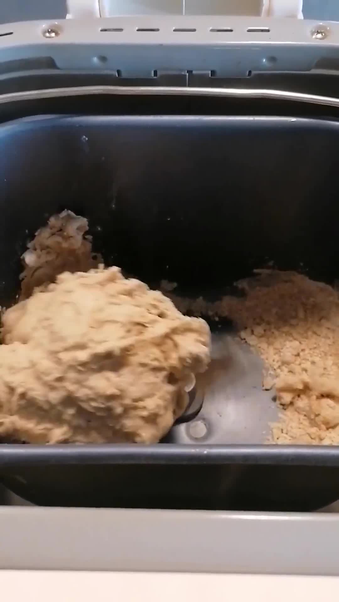 Foto del paso 1 de la receta: 324. Caracolas de crema y fruta seca / Panificadora
