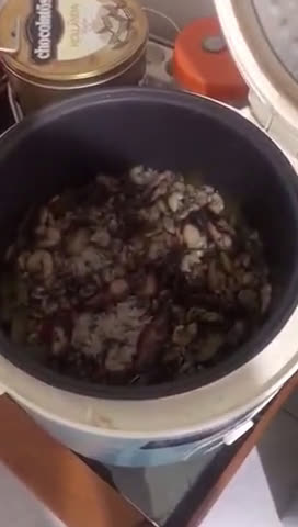 Foto langkah ke 3 dari resep Nasi sahur buka puasaexpres /sego liwet cu jen (cumi jengkol).