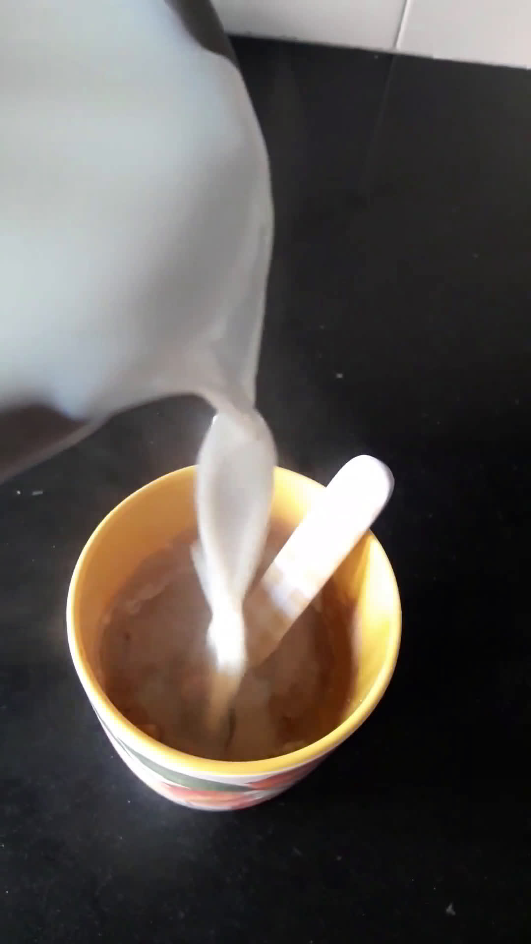 કેપેચિનો કૉફી (Cappuccino Coffee Recipe In Gujarati) રેસીપી સ્ટેપ3ફોટો