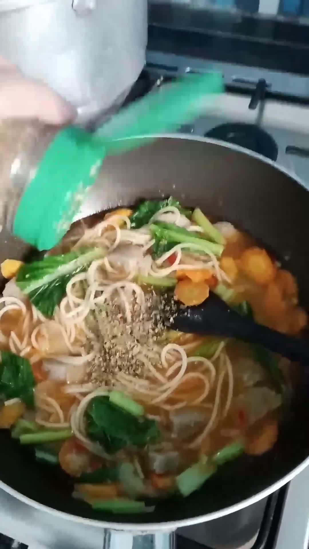 Foto langkah ke 4 dari resep Spaghetti Godog Pedas.