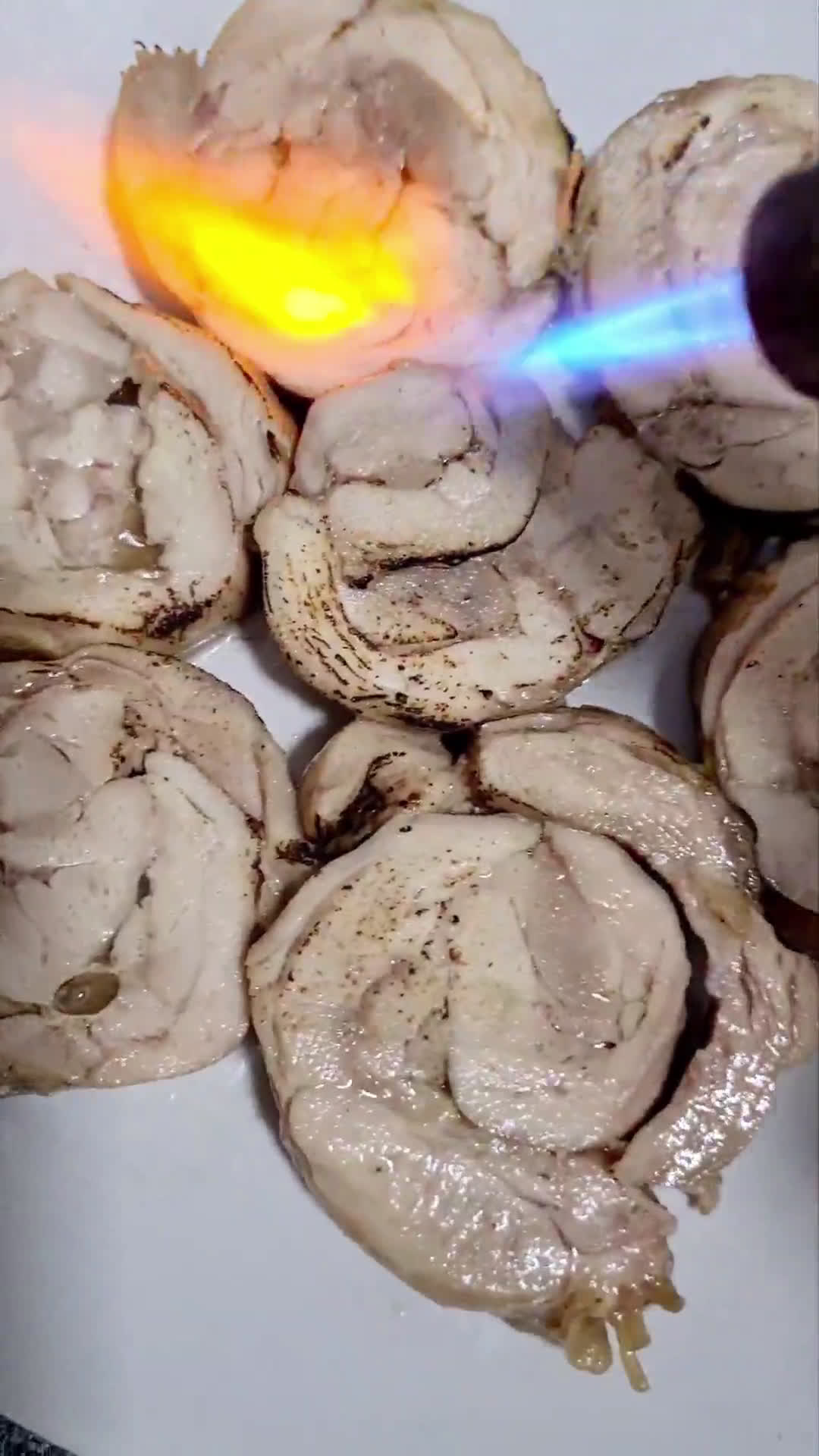 Foto langkah ke 6 dari resep Ayam Chasu toping Ramen.