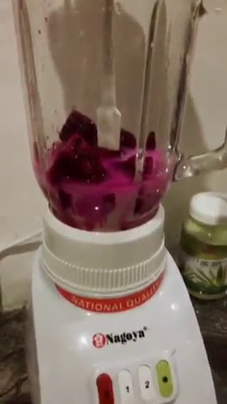 Foto langkah ke 3 dari resep Dragon fruit Juice.