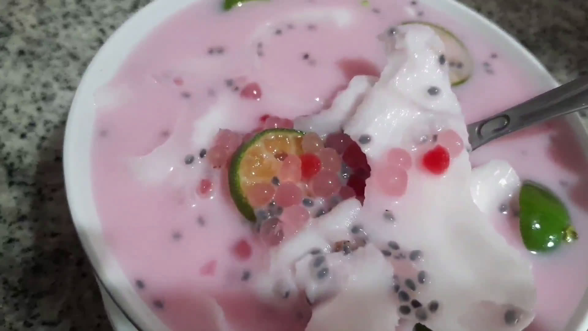 Foto langkah ke 3 dari resep Es kelapa muda sagu mutiara.