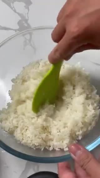Foto langkah ke 4 dari resep 127. Ketan Serundeng.