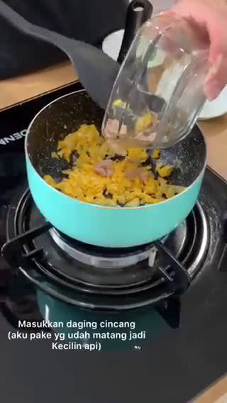 Foto langkah ke 3 dari resep Bola bola Nasi.