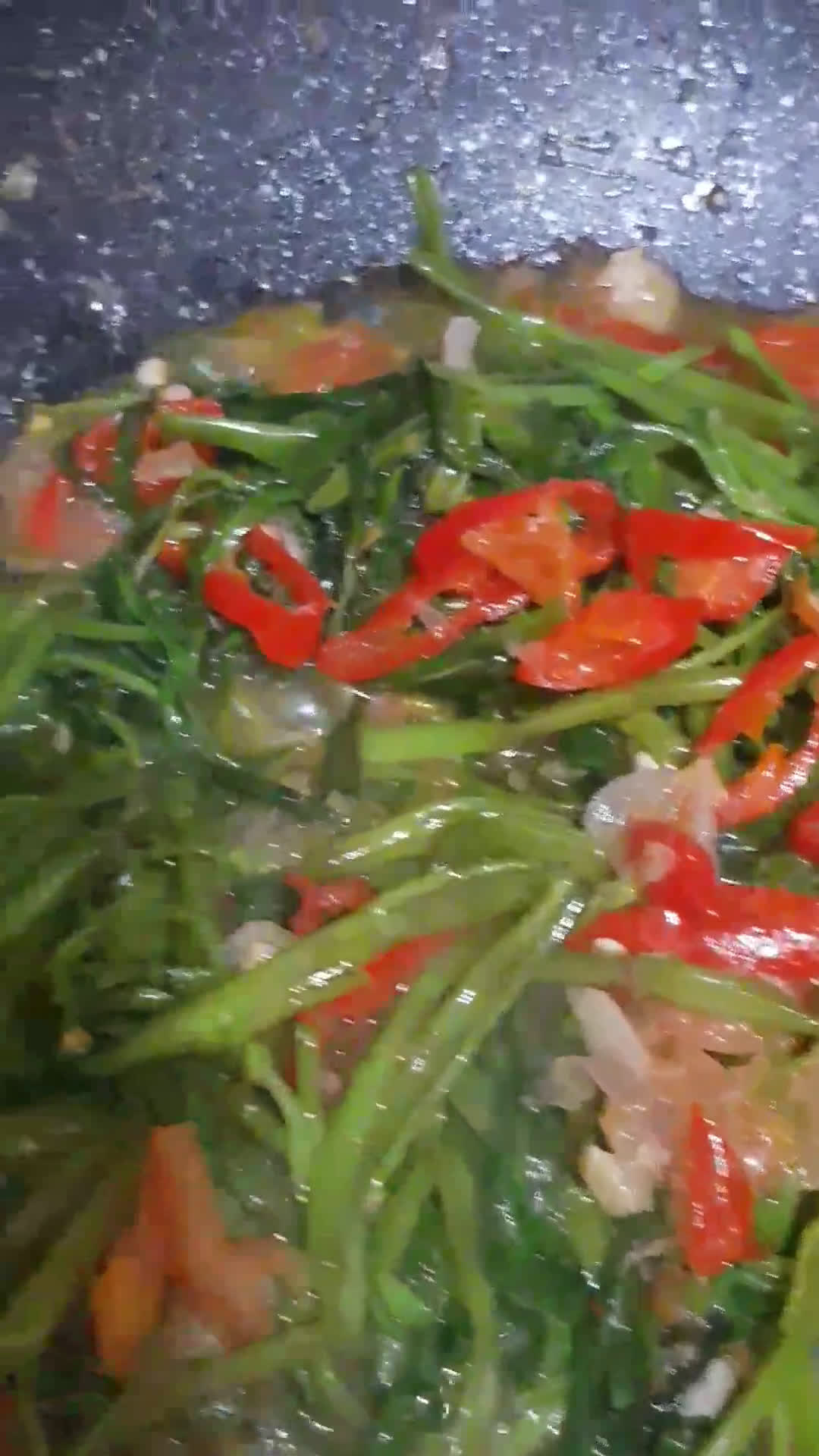 Foto langkah ke 4 dari resep Kangkung Balacan.