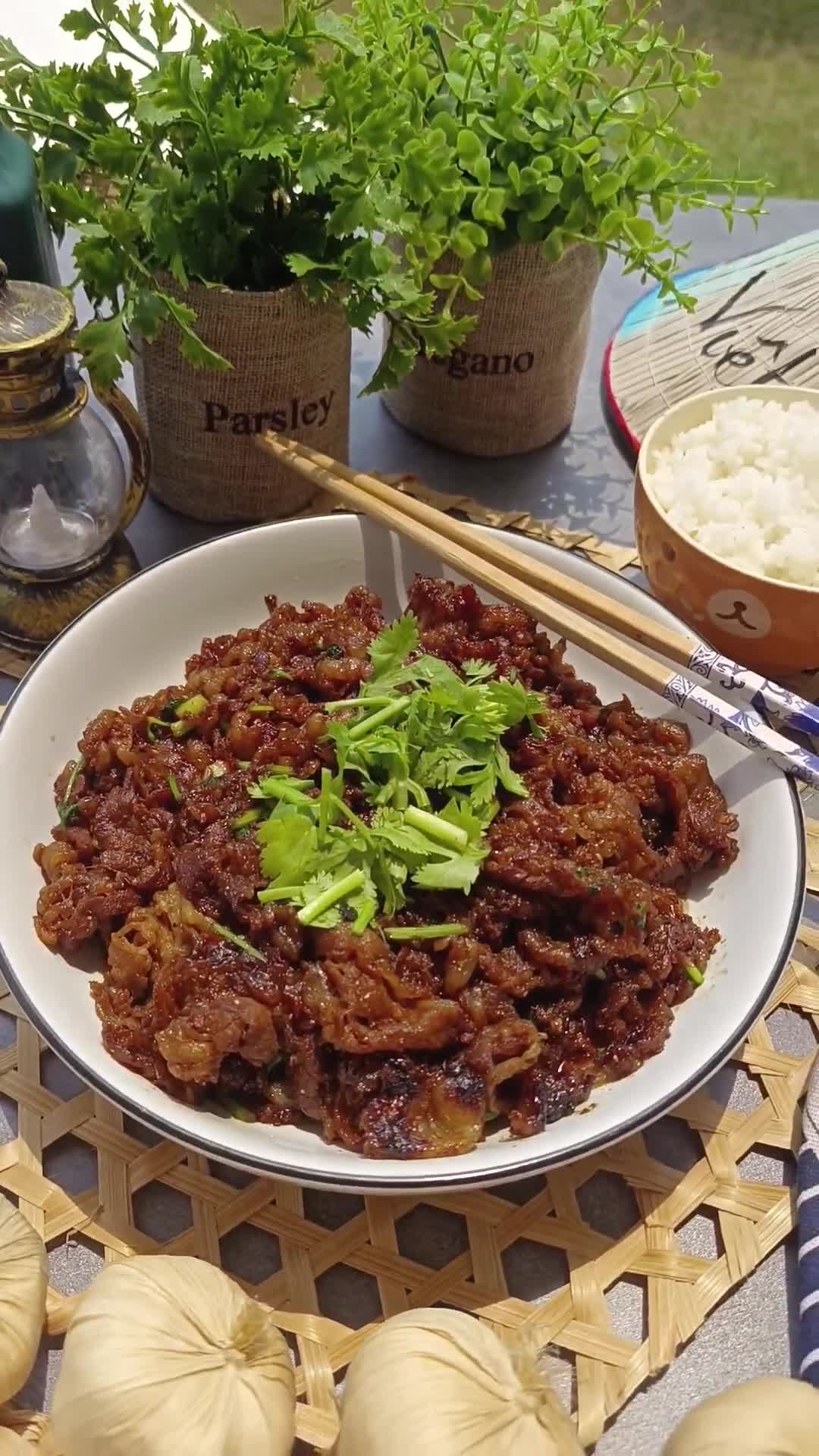Foto langkah ke 3 dari resep Tumis Daging Ketumbar🌿.