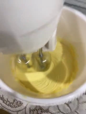 Gambar langkah 1 resipi Kek Marble Lembut, Mudah dan Sedap.
