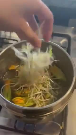 Foto del paso 2 de la receta: Ramen vegetariano de setas