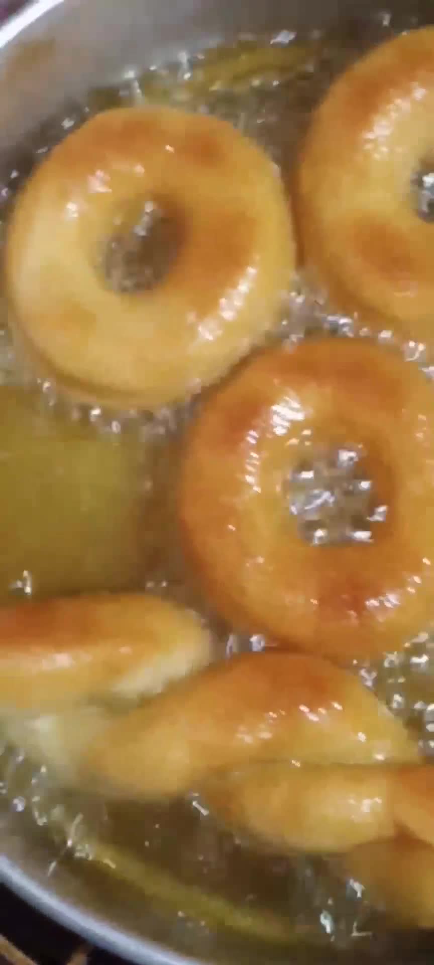 Foto langkah ke 4 dari resep Donat mini.