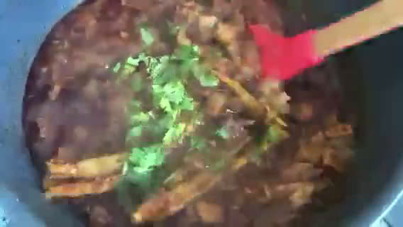 Gambar langkah 3 resipi Daging Tumis Tomyam.