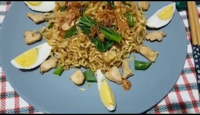 Foto langkah ke 4 dari resep Mie Yamin.