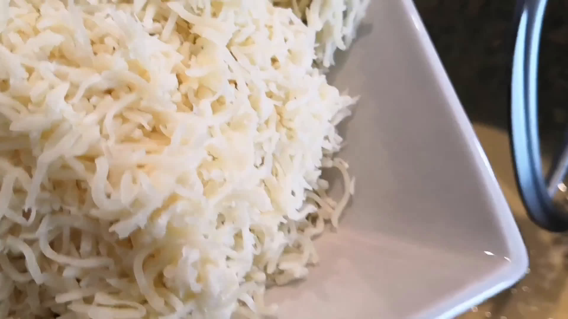 Une image de l'étape 5 de Cake salé mozarella tomates séchées et basilic 🇮🇹.