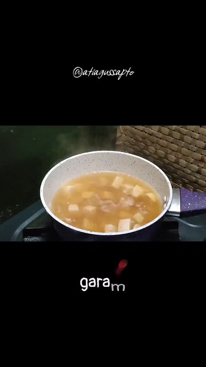 Foto langkah ke 4 dari resep Soup Tahu daun kelor (590).