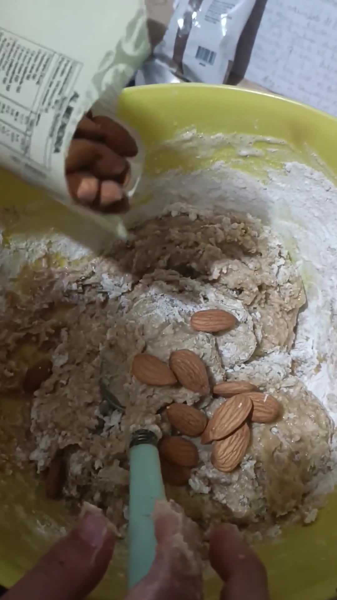 Foto del paso 3 de la receta: 🌻Pan de Pascua