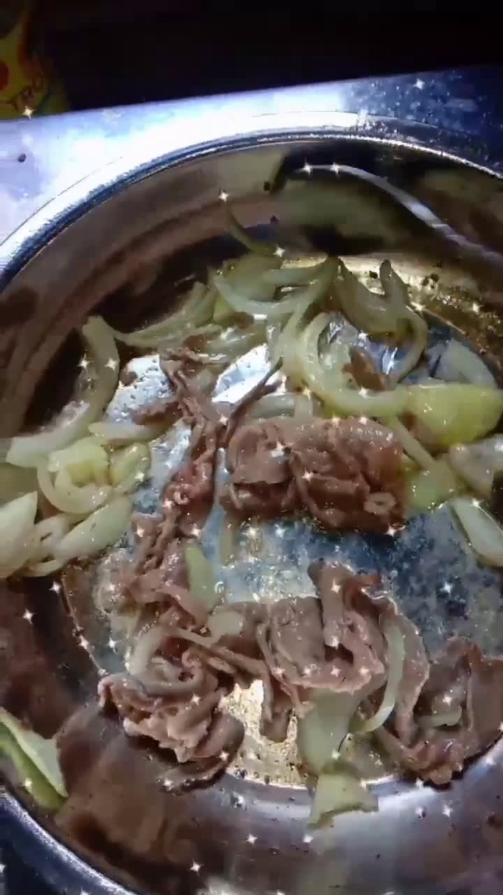 Foto langkah ke 2 dari resep Kimchi Jjigae / Sundubu Jjigae (Sup Tahu Korea).
