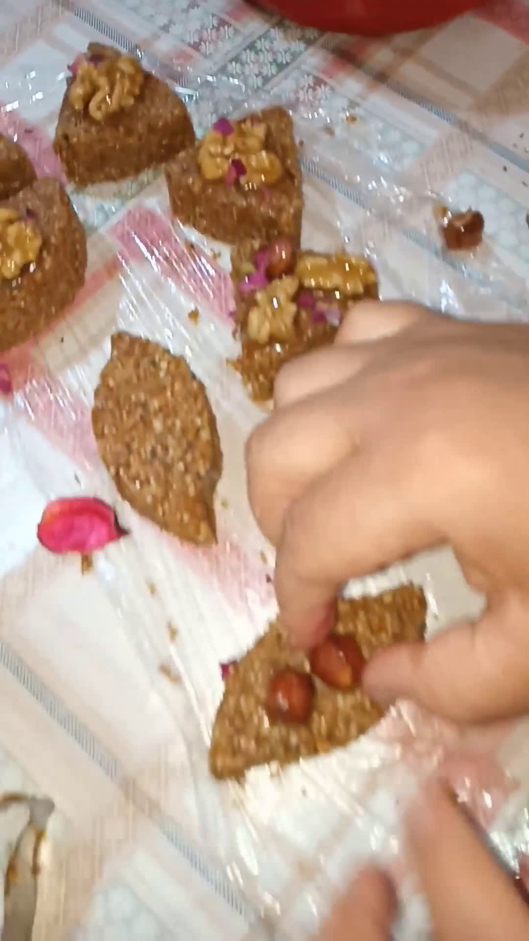 صورة لخطوة 3 من وصفة قطايف بريستيج