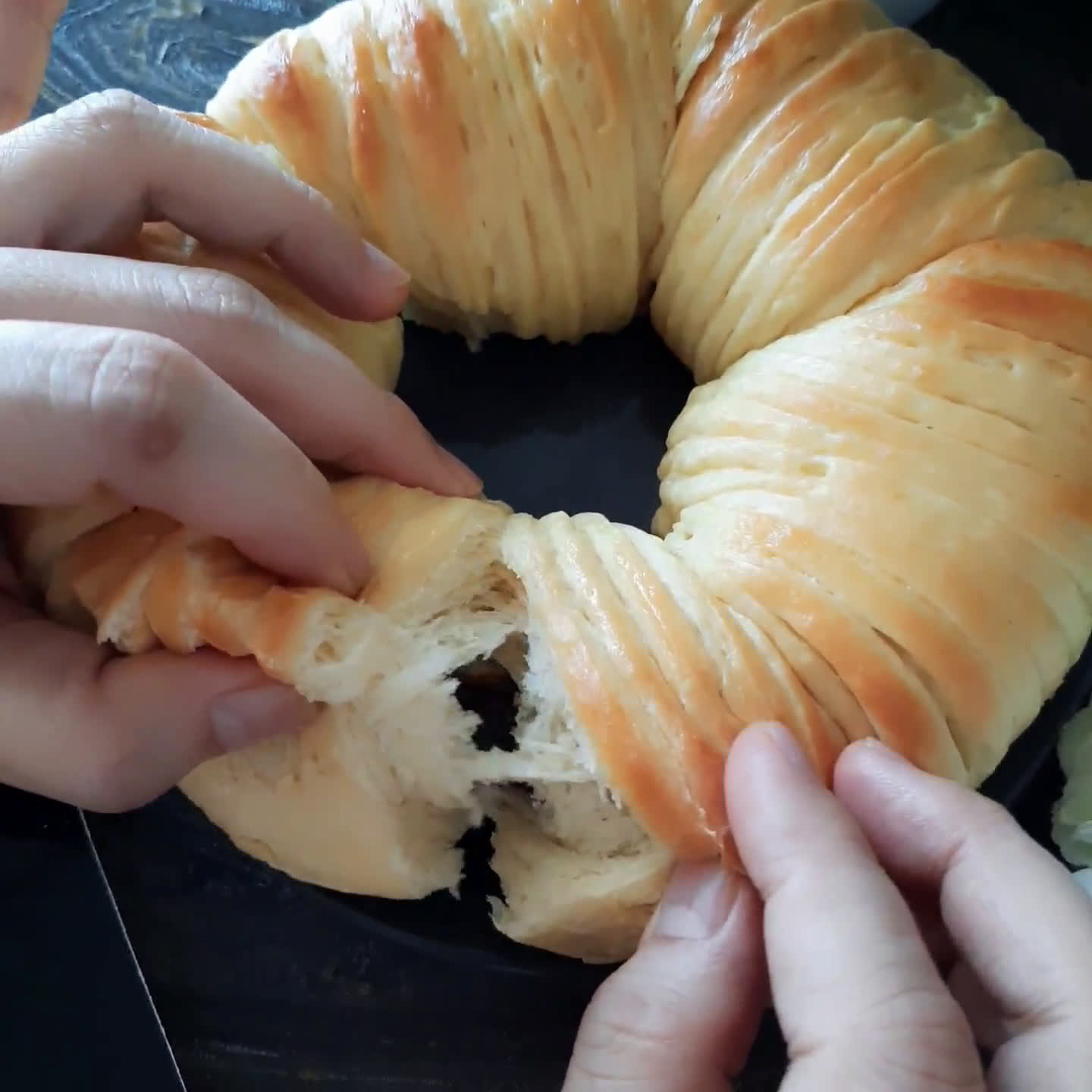 Foto langkah ke 10 dari resep Wool Roll Bread.