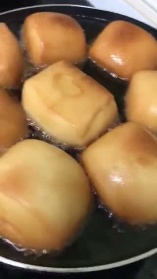 Gambar langkah 2 resipi Mantou Sambal Udang.