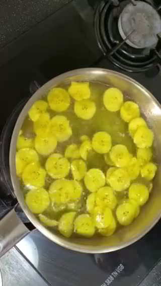 நேந்திரம் சிப்ஸ் ரெசிபி ஸ்டேப் 2 புகைப்படம்