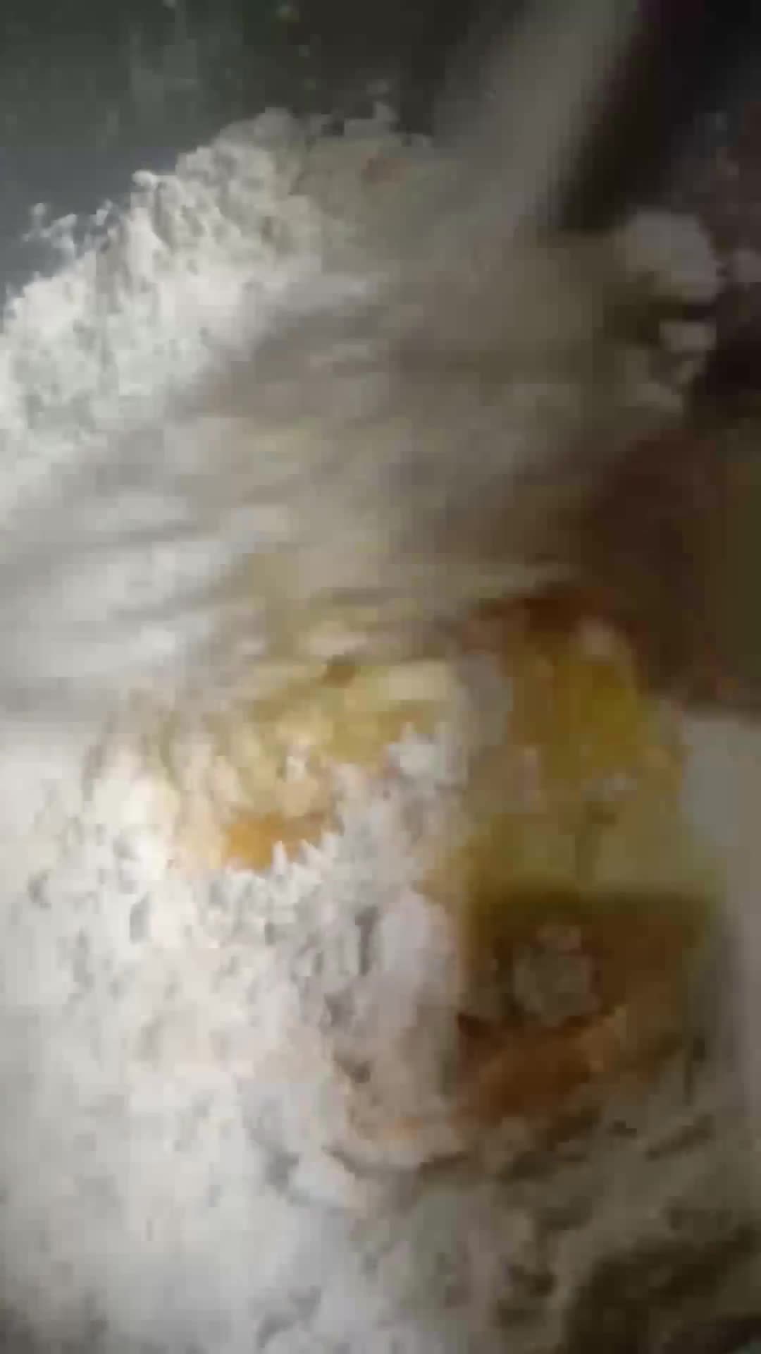 Foto langkah ke 2 dari resep Bolu pisang kukus mekar.