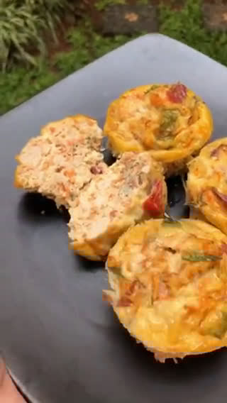 Foto langkah ke 3 dari resep Breakfast EGG MUFFIN 🥚 🧁.