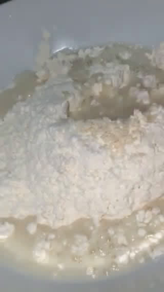 Foto langkah ke 4 dari resep Cemilan murah sederhana cheese balls.