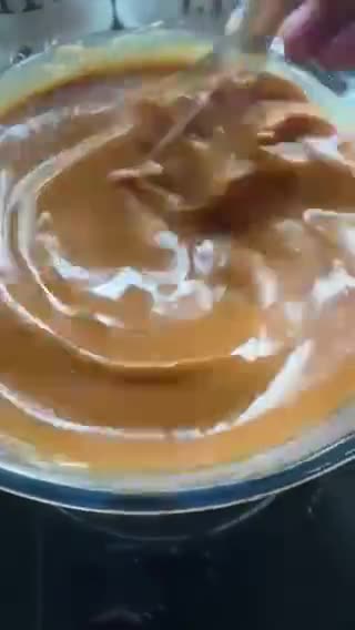 Gambar langkah 7 resipi Kek Gula Hangus / Sarang Semut.