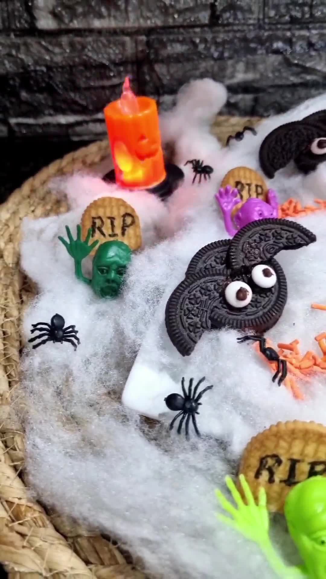 Foto del paso 3 de la receta: MURCIÉLAGOS OREO ❤️