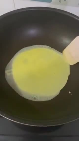 Foto langkah ke 3 dari resep Egg Chicken Roll ala Hokben.