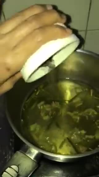 Foto langkah ke 3 dari resep Teh Jahe.