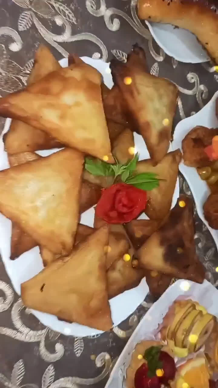 صورة لخطوة 8 من وصفة بوراك جزائري على شكل مثلاثات 🥟 🇩🇿🇩🇿🇩🇿