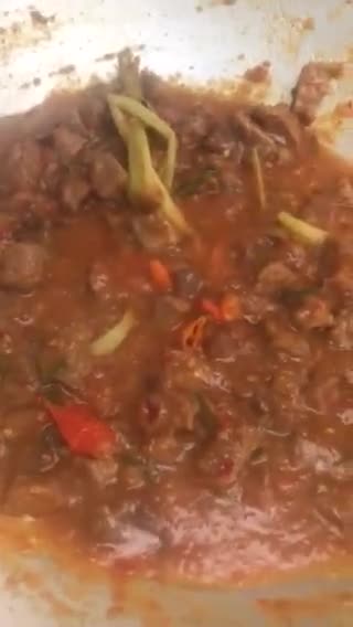 Foto langkah ke 4 dari resep Oseng mercon sapi.