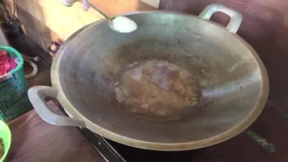 Foto langkah ke 4 dari resep Telur ceplok kuah asam.