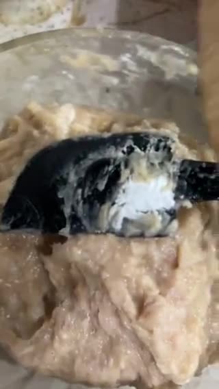 Gambar langkah 2 resipi Burger Ayam Krispi.