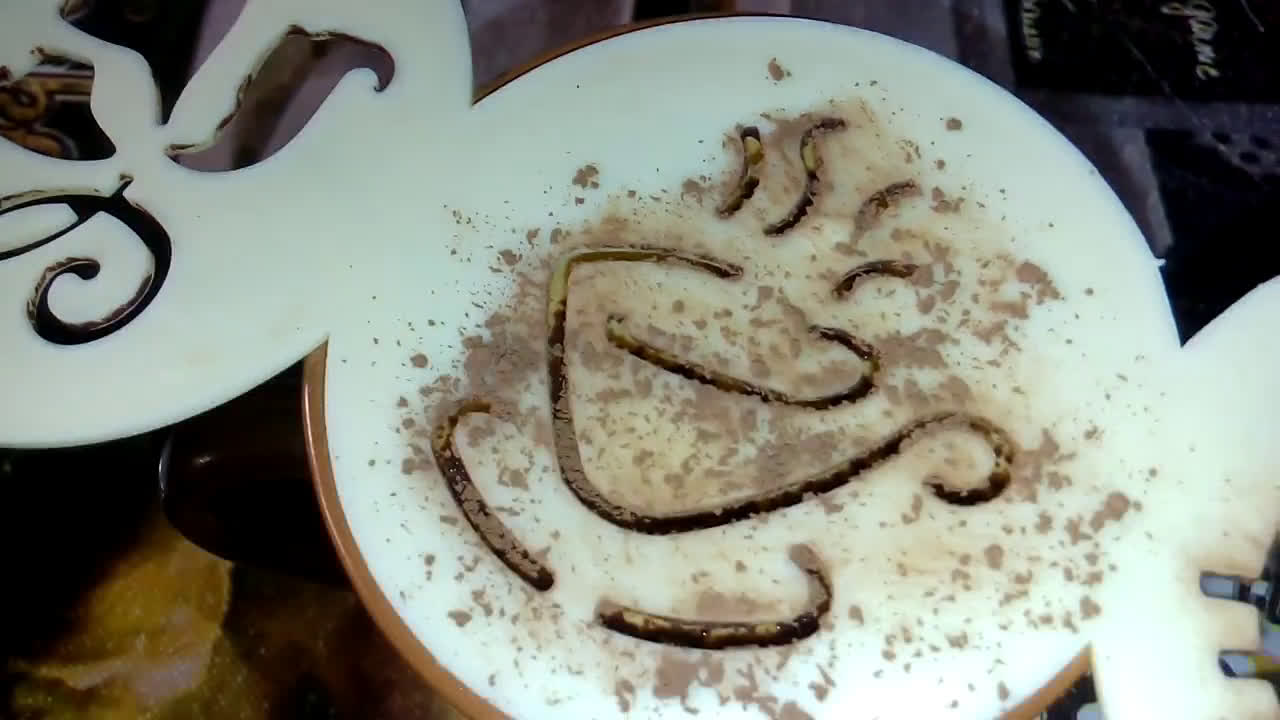 صورة لخطوة 4 من وصفة كابوتشينو   ☕