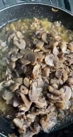 صورة لخطوة 3 من وصفة فطر باللحمه المفرومة 🍄